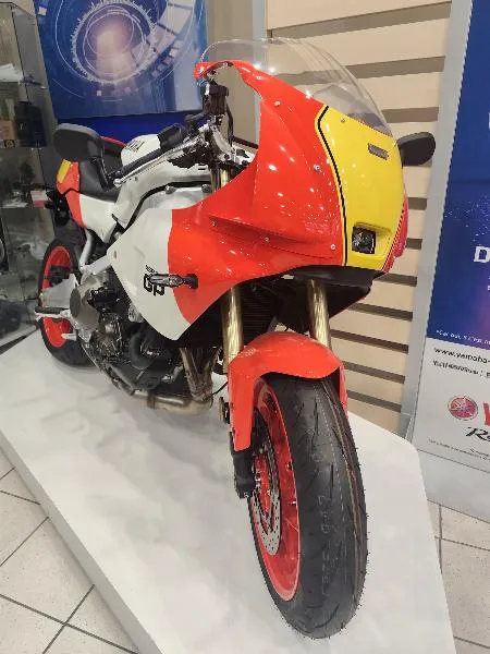 XSR 900 GP