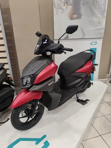 RayZR 125