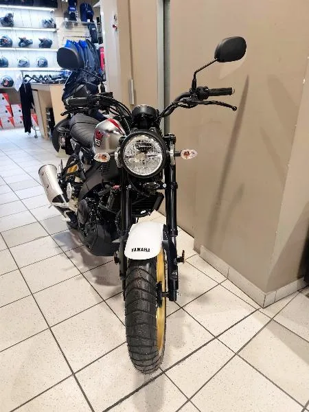 XSR 125 Legacy