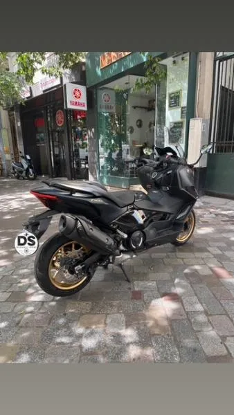 XP TMAX 560 TECH MAX