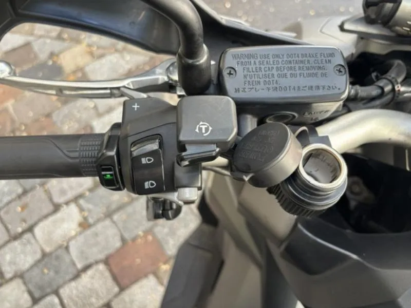 XADV 750 DCT A2