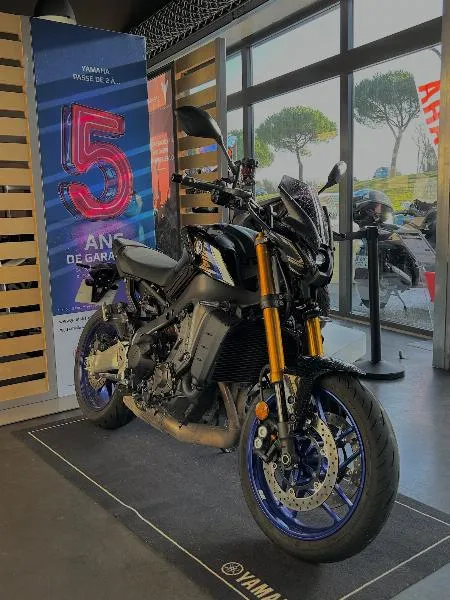 MT09 SP