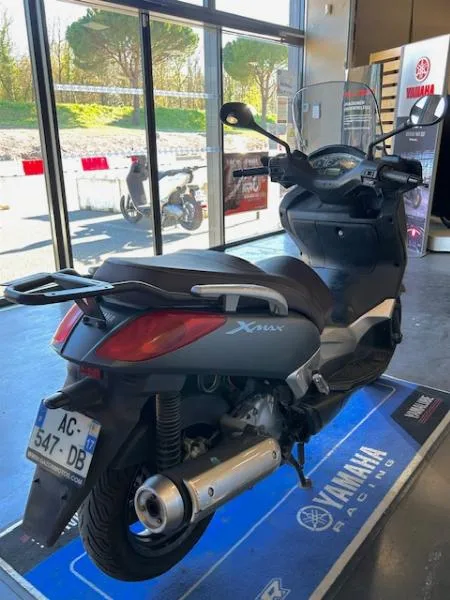 XMAX 125