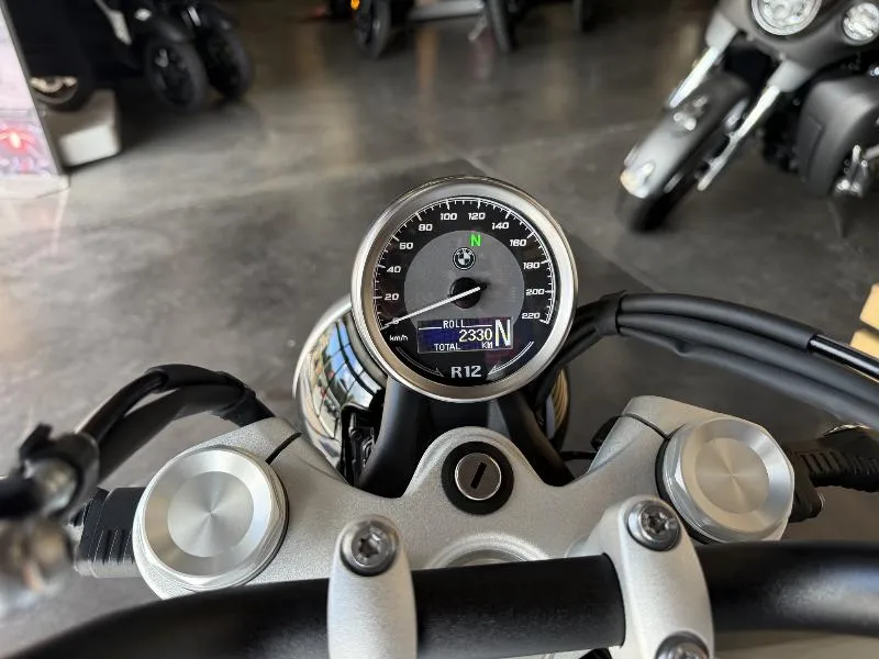 R 12