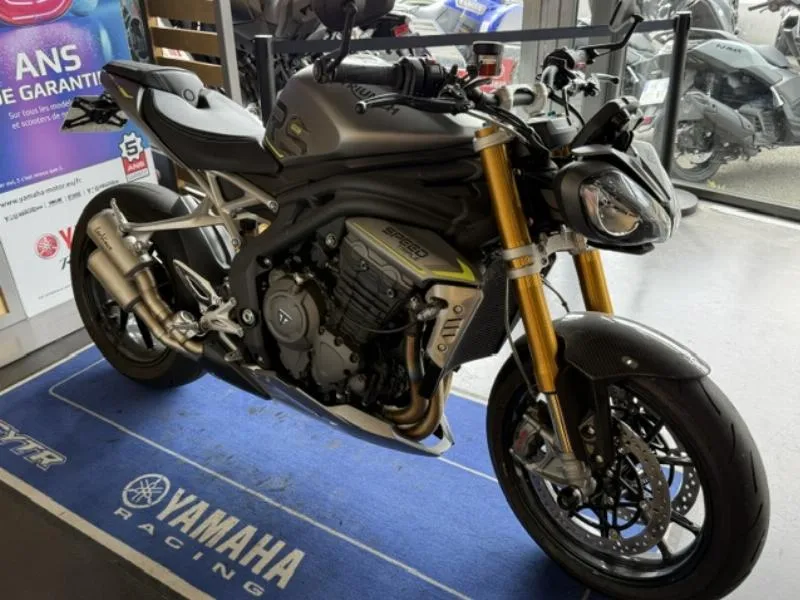 SPEED TRIPLE 1200 RS
