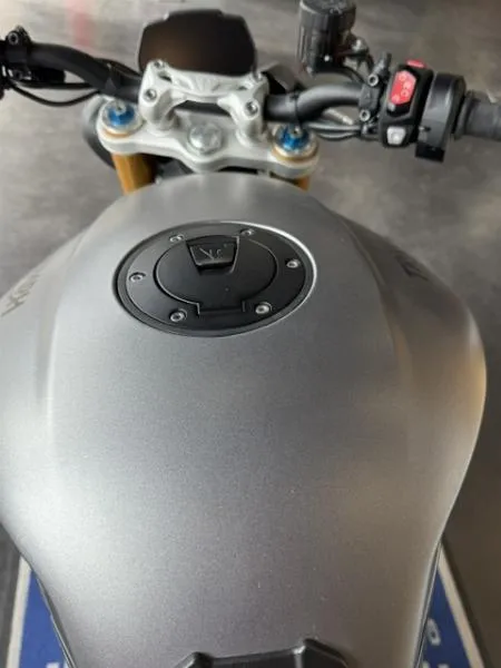 SPEED TRIPLE 1200 RS