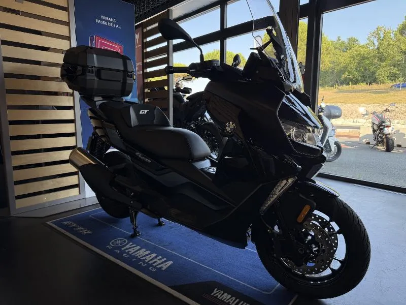 C 400 GT