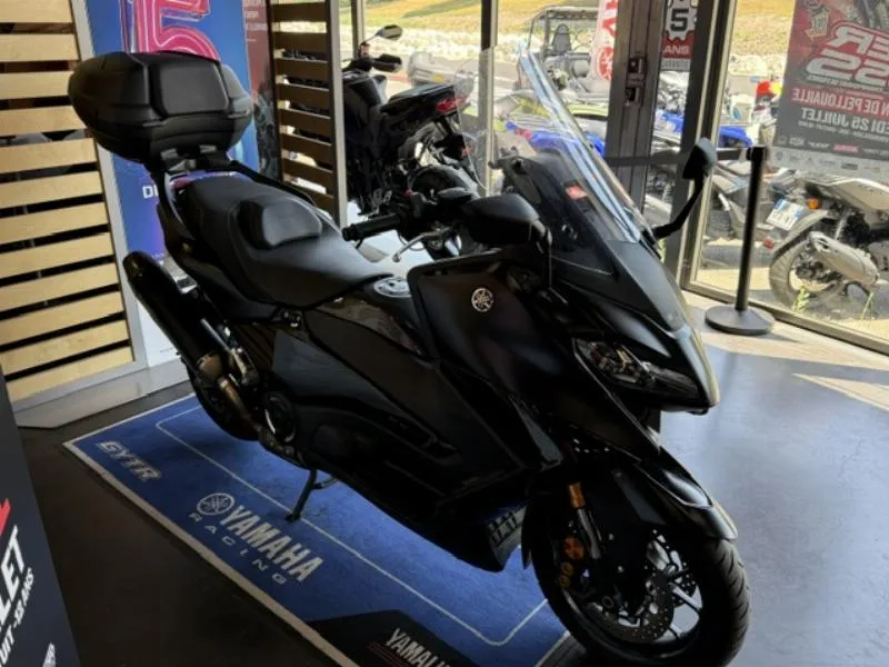 XP TMAX 560 TECH MAX