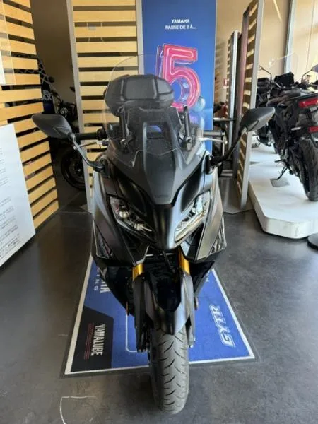 XP TMAX 560 TECH MAX