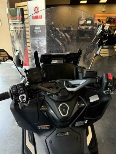 XP TMAX 560 TECH MAX
