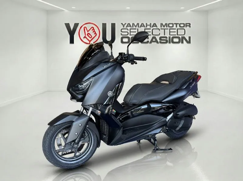 XMAX 125