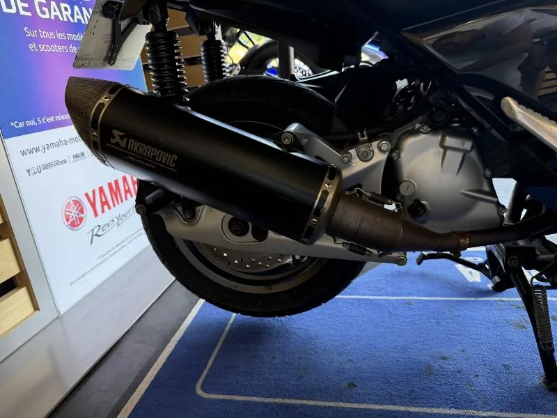 XMAX 125