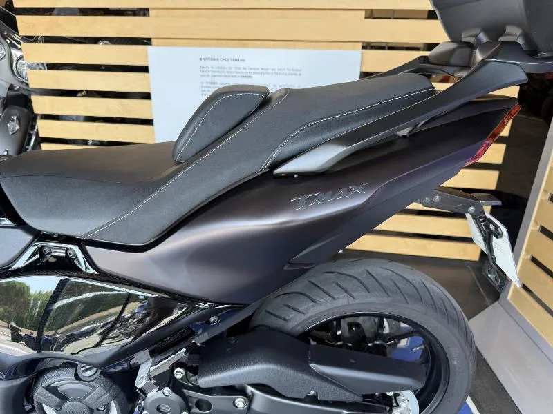 XP TMAX 560 TECH MAX