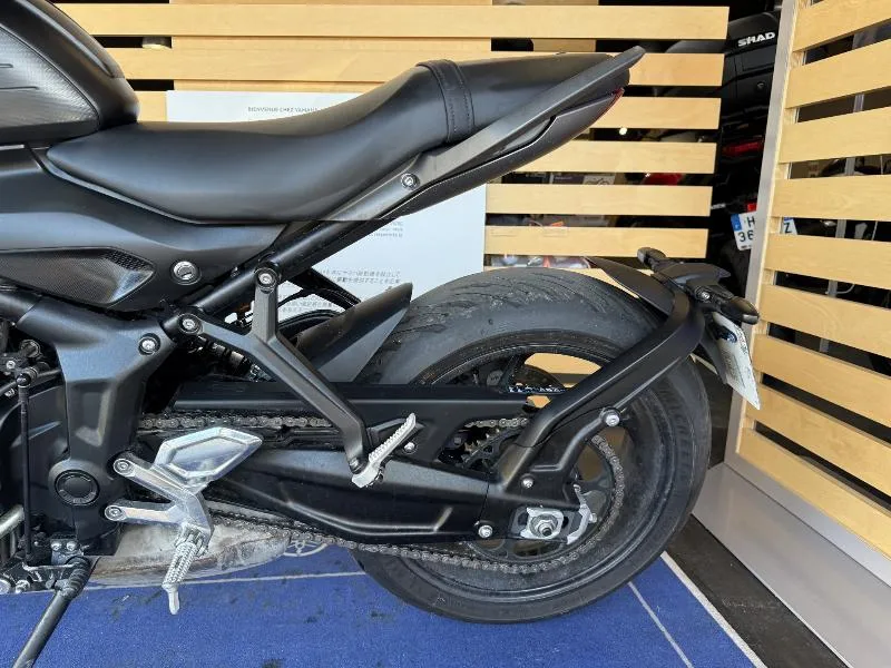 TRIDENT 660