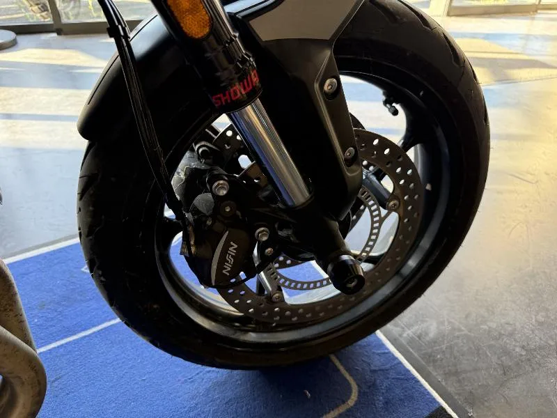 TRIDENT 660