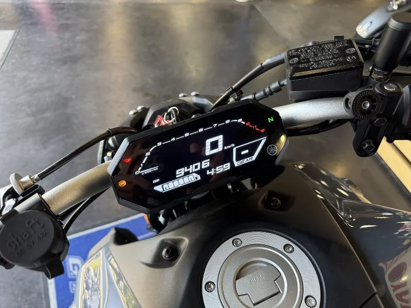 MT07