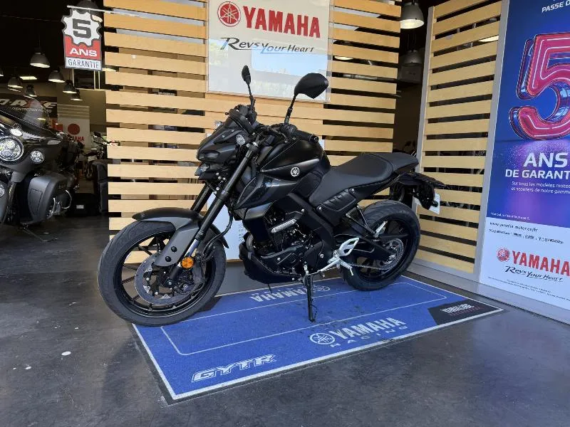 MT125 ABS