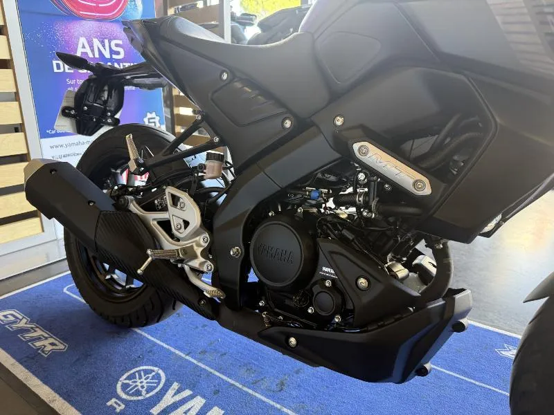 MT125 ABS