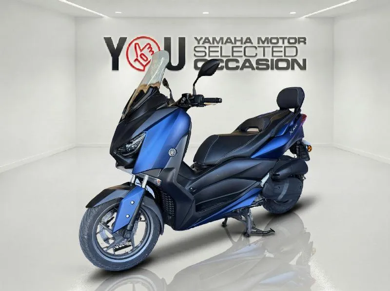 XMAX 125