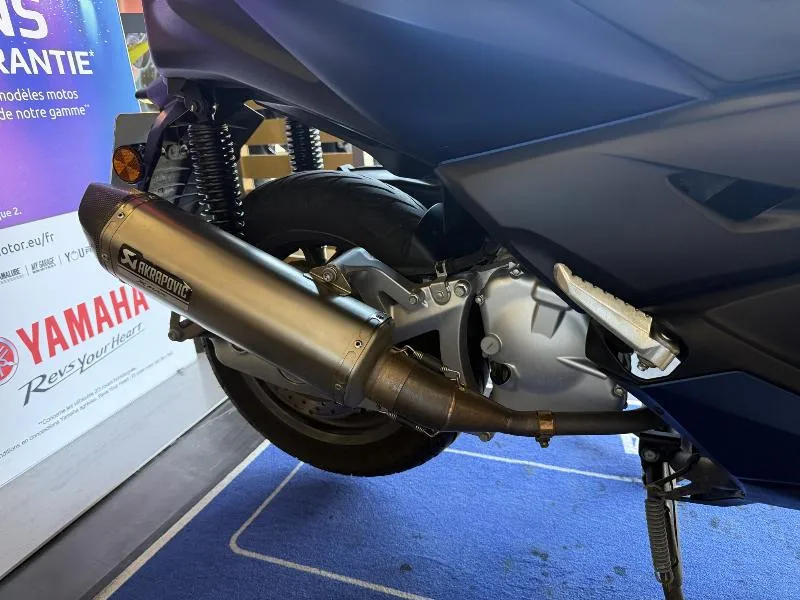 XMAX 125