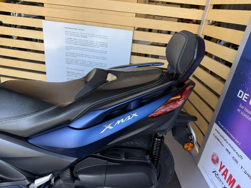 XMAX 125