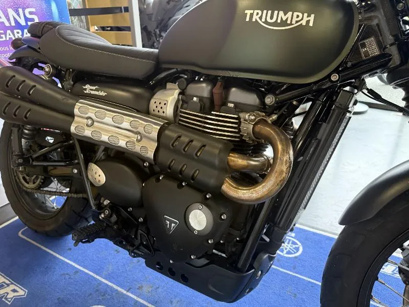 STREET SCRAMBLER 900
