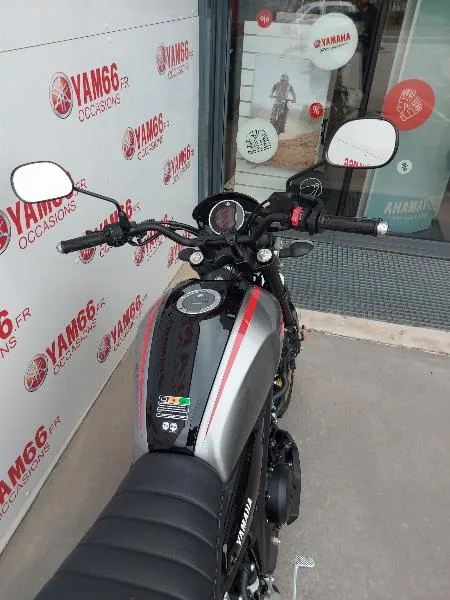 XSR 125 Legacy