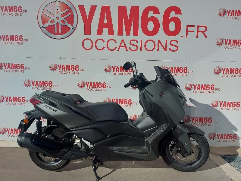 XMAX 300 2025