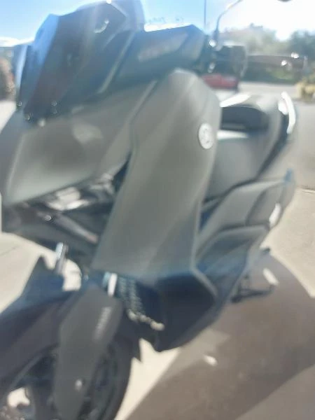 XMAX 300