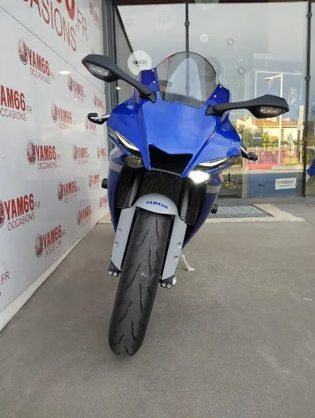 YZF 1000 R1