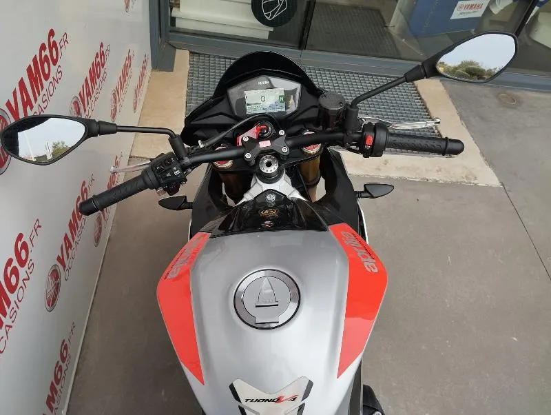 TUONO 1100  V4 RR
