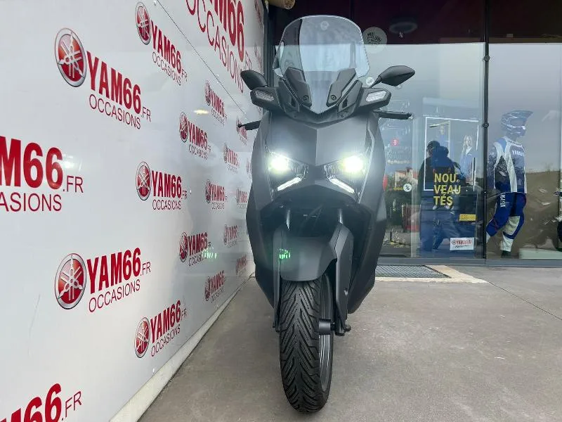 XMAX 125