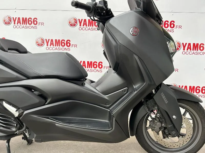XMAX 125