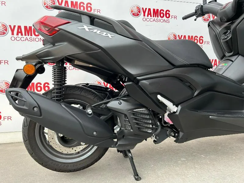 XMAX 125