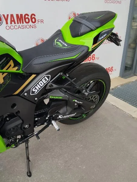 ZX10R