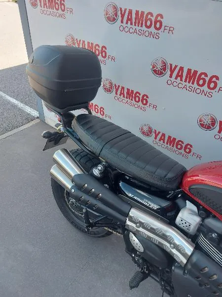 STREET SCRAMBLER  900