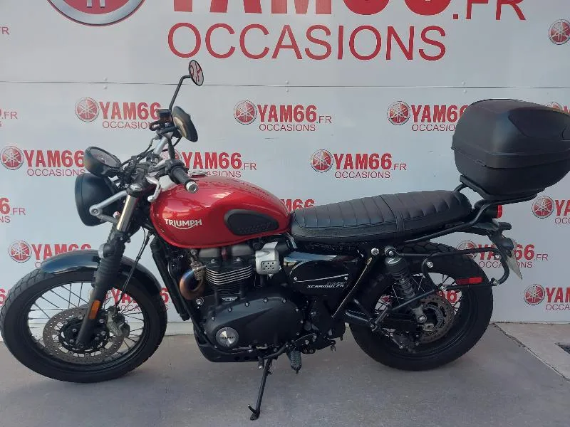 STREET SCRAMBLER  900
