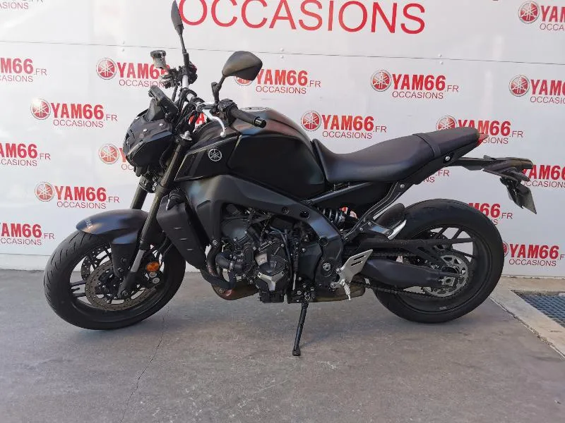 MT09