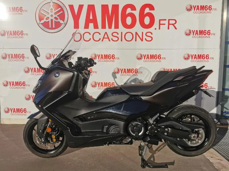 XP TMAX 560 TECH MAX