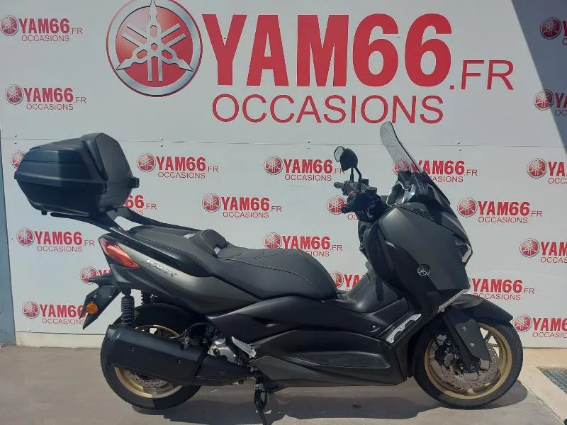 XMAX 300 Tech Max