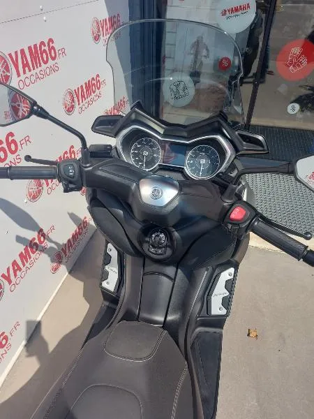 XMAX 300 Tech Max