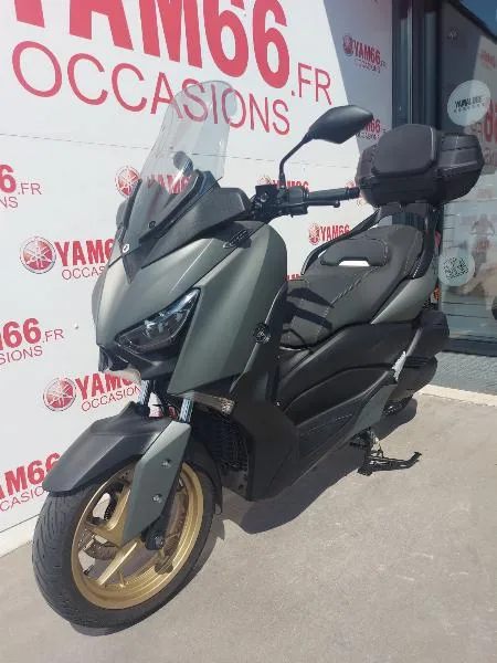 XMAX 300 Tech Max