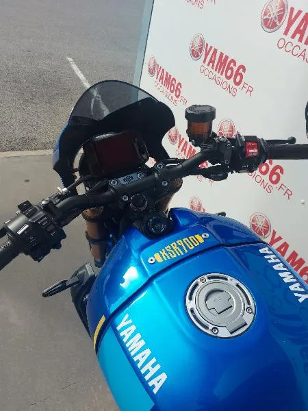 XSR 900