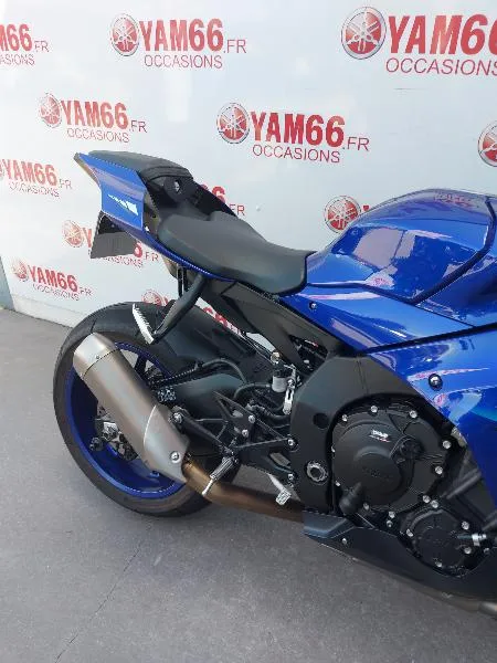 YZF 1000 R1