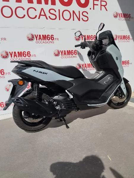 NMAX 125 TECH MAX