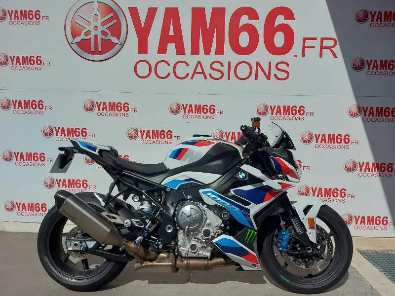 M 1000 R