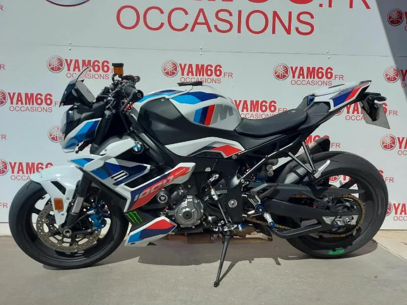 M 1000 R