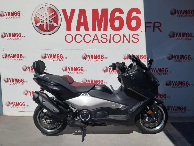XP TMAX 560
