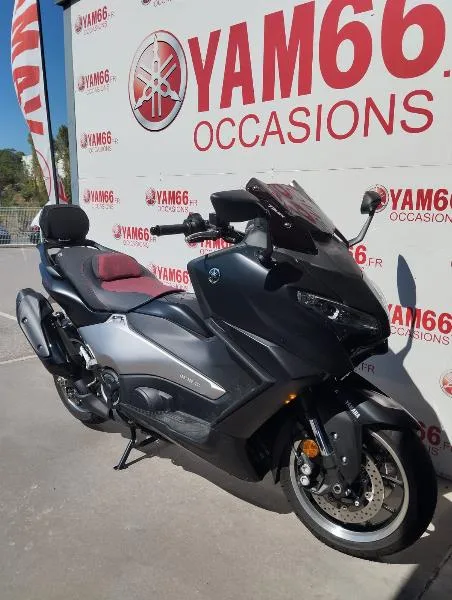 XP TMAX 560