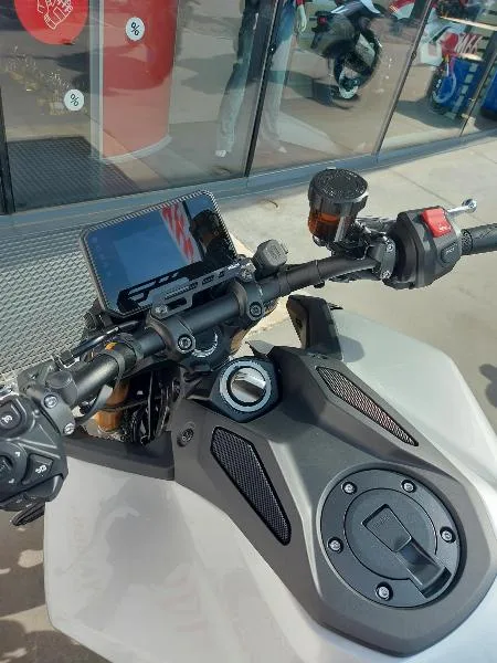 MT09 SP